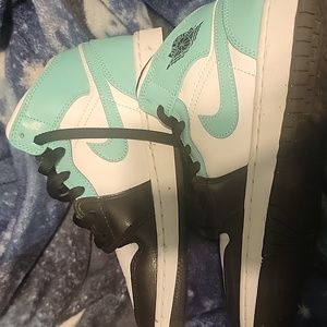 Air Jordans youth tennis shoes